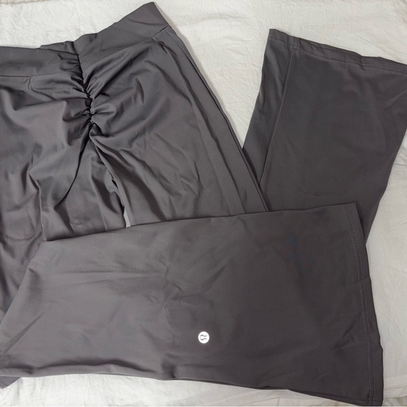 Lululemon Athletica Gray Flare Leggings Size Small - Picture 4 of 5